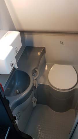 Lavabo et toilettes